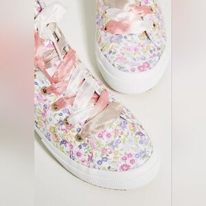LoveShackFancy White Hightop Sneakers With Colorful Floral Accents Womens Size 9